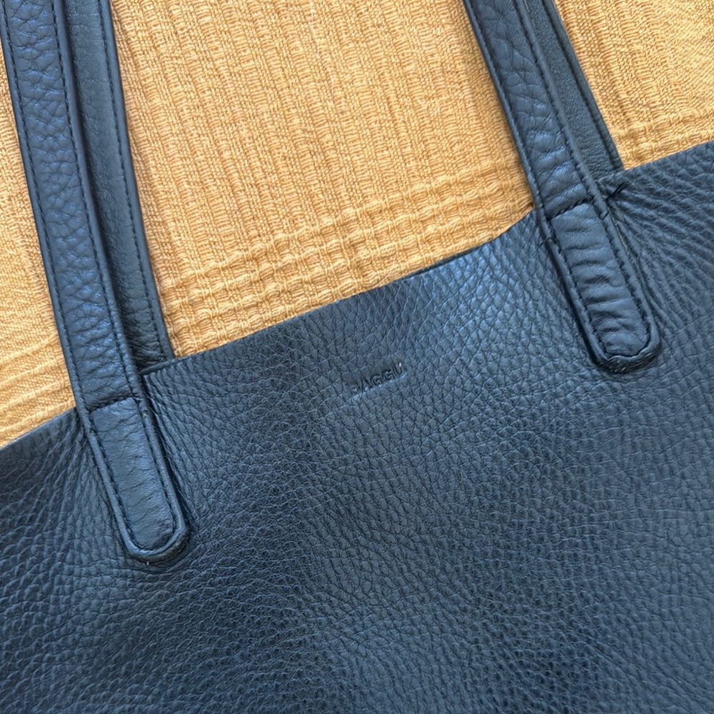 BAGGU Black Leather Tote Bag - Picture 2 of 6